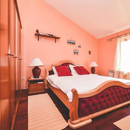 Apartment And Room Tacy Opatija Exterior foto